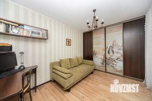 2-к квартира, вторичка, 47м2, 1/10 этаж