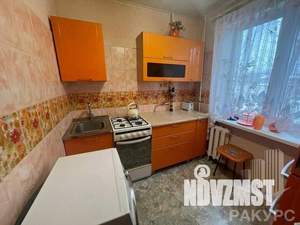 3-к квартира, вторичка, 58м2, 2/5 этаж