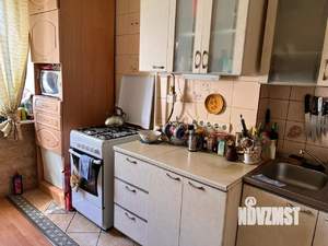 3-к квартира, вторичка, 58м2, 8/9 этаж