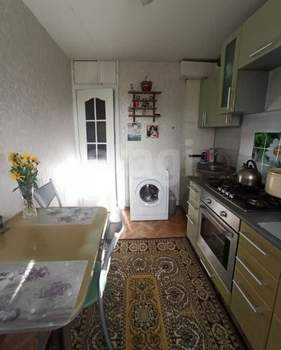 3-к квартира, вторичка, 61м2, 6/9 этаж
