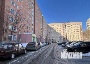 Студия квартира, вторичка, 61м2, 1/10 этаж