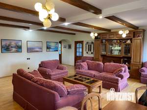 4-к квартира, вторичка, 154м2, 6/10 этаж
