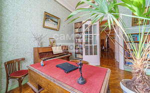 4-к квартира, вторичка, 150м2, 4/5 этаж