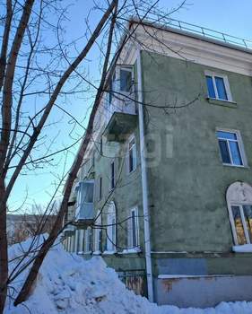 3-к квартира, вторичка, 63м2, 3/3 этаж