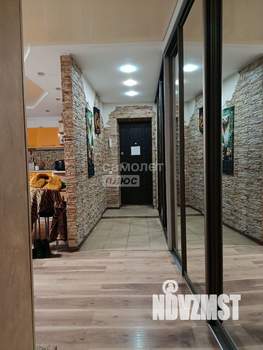 3-к квартира, вторичка, 61м2, 1/13 этаж