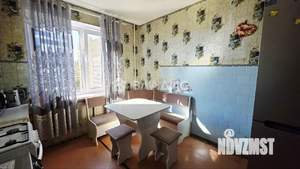 3-к квартира, вторичка, 58м2, 8/9 этаж