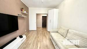1-к квартира, вторичка, 42м2, 17/18 этаж
