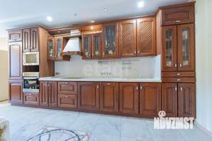 4-к квартира, вторичка, 141м2, 2/7 этаж