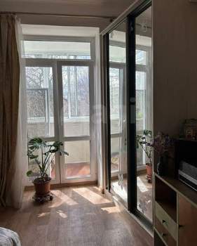 3-к квартира, вторичка, 63м2, 3/3 этаж