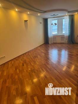 4-к квартира, вторичка, 129м2, 15/17 этаж