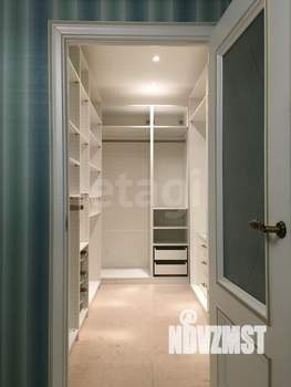 2-к квартира, вторичка, 98м2, 22/25 этаж