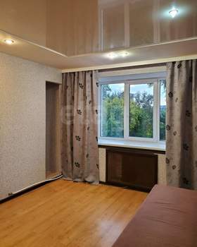 2-к квартира, вторичка, 50м2, 5/5 этаж