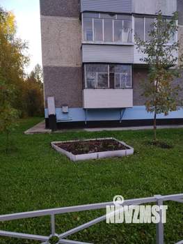2-к квартира, вторичка, 37м2, 1/5 этаж