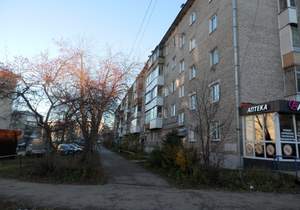 3-к квартира, вторичка, 62м2, 1/5 этаж