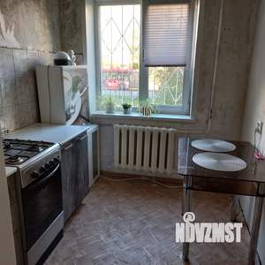 2-к квартира, вторичка, 44м2, 1/9 этаж