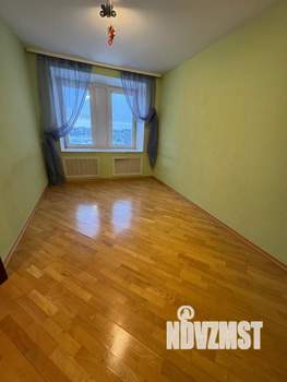 4-к квартира, вторичка, 129м2, 15/17 этаж