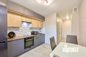 2-к квартира, вторичка, 53м2, 1/9 этаж