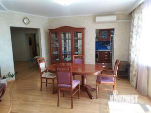 3-к квартира, вторичка, 127м2, 8/9 этаж