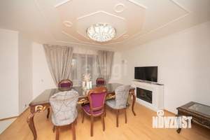 5-к квартира, вторичка, 211м2, 4/6 этаж