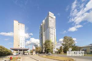 3-к квартира, вторичка, 71м2, 6/25 этаж