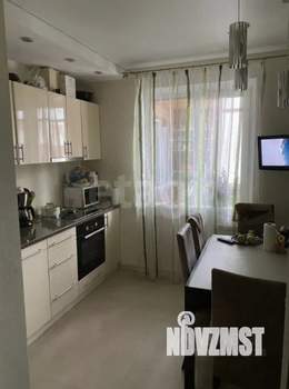 2-к квартира, вторичка, 58м2, 9/16 этаж