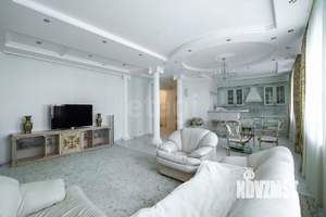 4-к квартира, вторичка, 141м2, 2/12 этаж