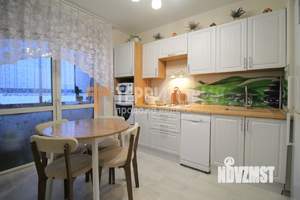 3-к квартира, вторичка, 60м2, 1/25 этаж