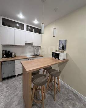 2-к квартира, вторичка, 50м2, 3/18 этаж