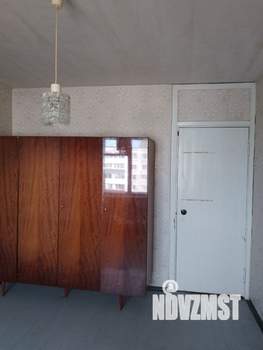3-к квартира, вторичка, 58м2, 8/9 этаж