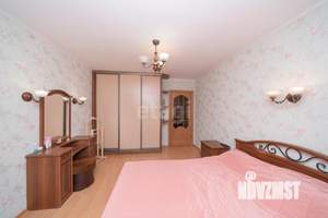 4-к квартира, вторичка, 127м2, 5/10 этаж