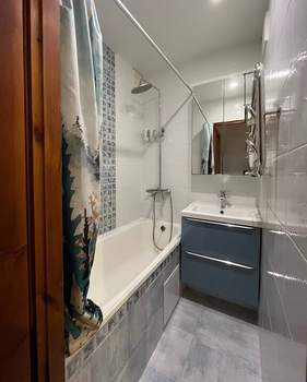 4-к квартира, вторичка, 61м2, 3/5 этаж