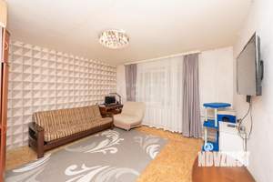 2-к квартира, вторичка, 56м2, 1/9 этаж