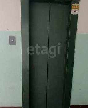 3-к квартира, вторичка, 60м2, 6/9 этаж