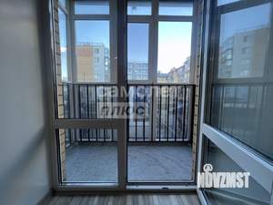 Студия квартира, вторичка, 37м2, 1/4 этаж