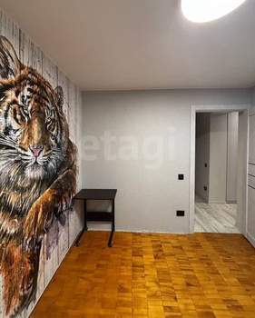 3-к квартира, вторичка, 42м2, 9/9 этаж