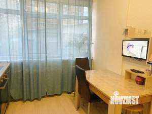 2-к квартира, вторичка, 52м2, 1/4 этаж