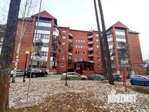 4-к квартира, вторичка, 174м2, 1/7 этаж