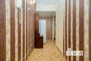 2-к квартира, вторичка, 46м2, 1/4 этаж
