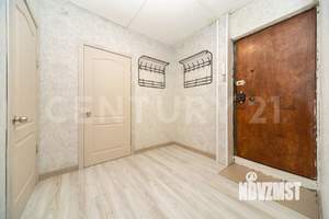 3-к квартира, вторичка, 61м2, 1/5 этаж