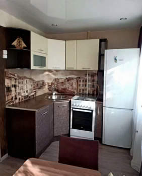 2-к квартира, вторичка, 45м2, 3/5 этаж