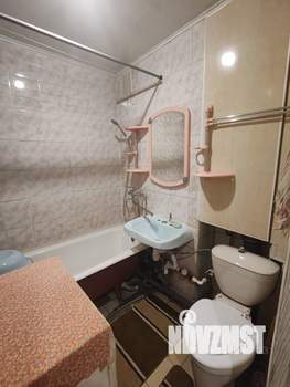 2-к квартира, вторичка, 44м2, 1/4 этаж