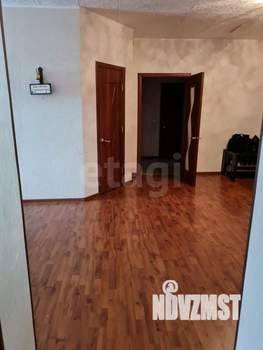 3-к квартира, вторичка, 100м2, 3/7 этаж