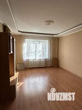 3-к квартира, вторичка, 38м2, 2/2 этаж