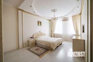 4-к квартира, вторичка, 141м2, 2/12 этаж