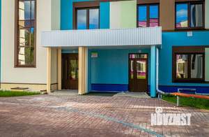 2-к квартира, вторичка, 70м2, 1/4 этаж