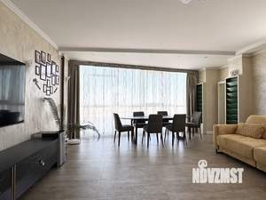 4-к квартира, вторичка, 190м2, 14/17 этаж
