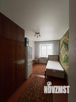 3-к квартира, вторичка, 53м2, 5/5 этаж