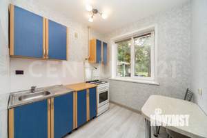 3-к квартира, вторичка, 61м2, 1/5 этаж