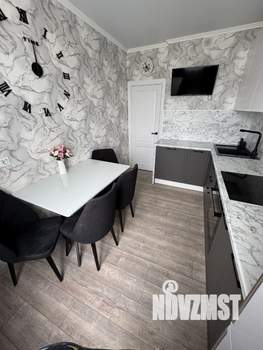 3-к квартира, вторичка, 63м2, 12/17 этаж