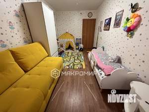 3-к квартира, вторичка, 72м2, 6/10 этаж